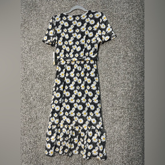 NWT Rewind Juniors’ Faux-Wrap High-Low Dress Size Small - Picture 4 of 6